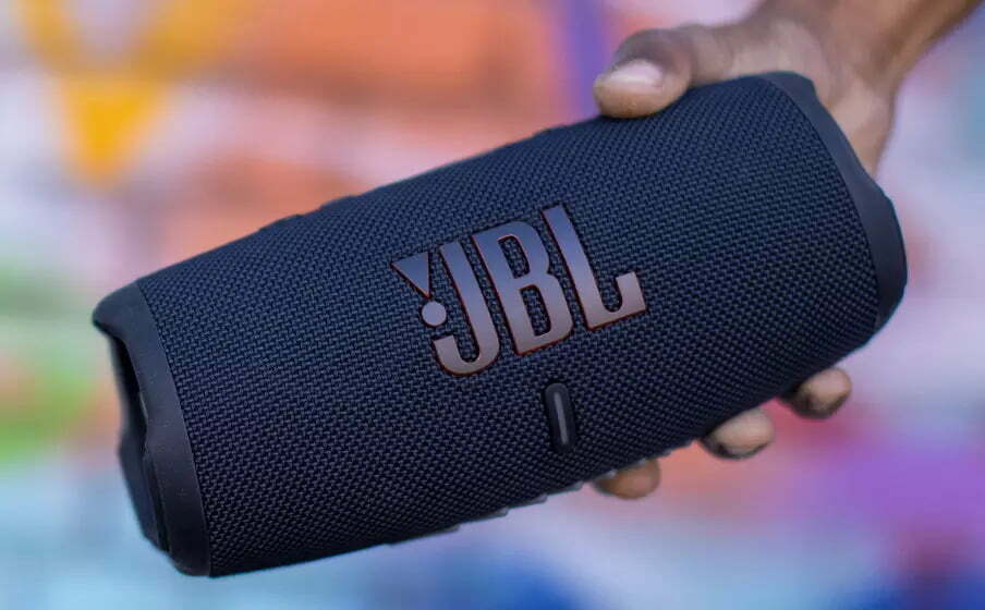 Jbl Charge 5 Lifestyle1 904x560px